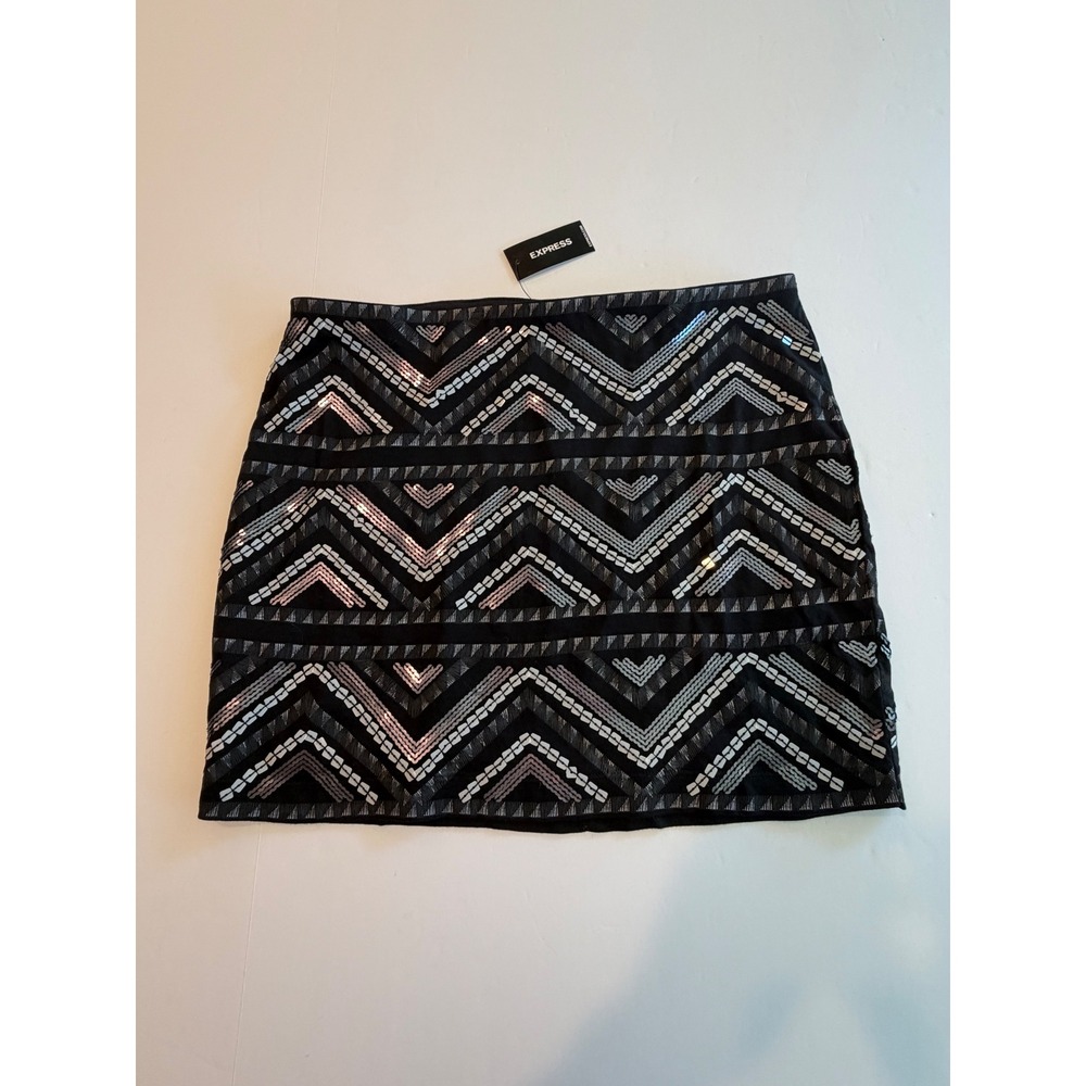Express Womens Sequin Chevron Mini Skirt Black Silver Geometric Size S NEW